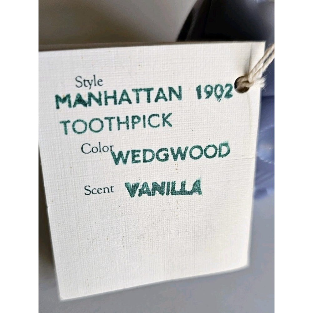 Keepsake Candles Votive Candle Manhattan 1902 Toothpick Wedgwood w Box Victorian - Picture 8 of 10